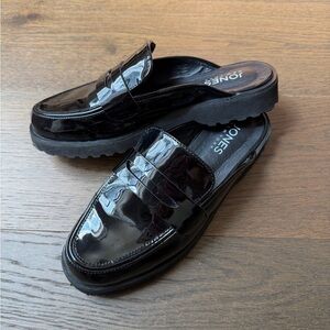 Vintage Loafers Black Slip On Lug Sole Mules